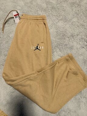 Jordan Men's Tan Jogger Sweatpants with Black Jumpman